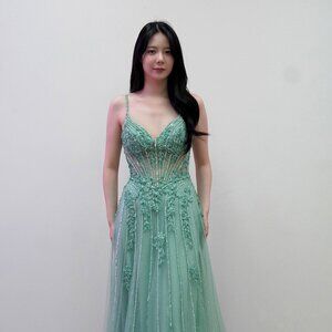 New Beaded Glamorous Long Tulle Gown w/ V-Neck & Sheer Boned Bodice JT2710T
